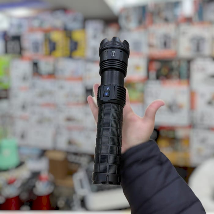Bazoka torch battery compartment