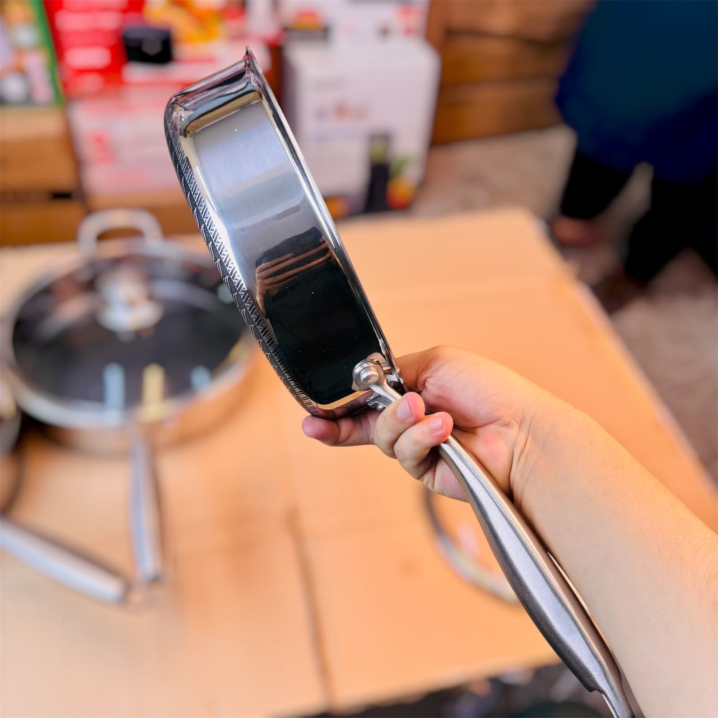 Lesser Coating Honeycomb Shallow Frypan
