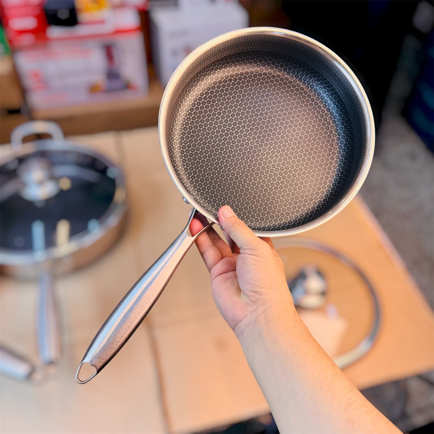 Lesser Coating Honeycomb Shallow Frypan