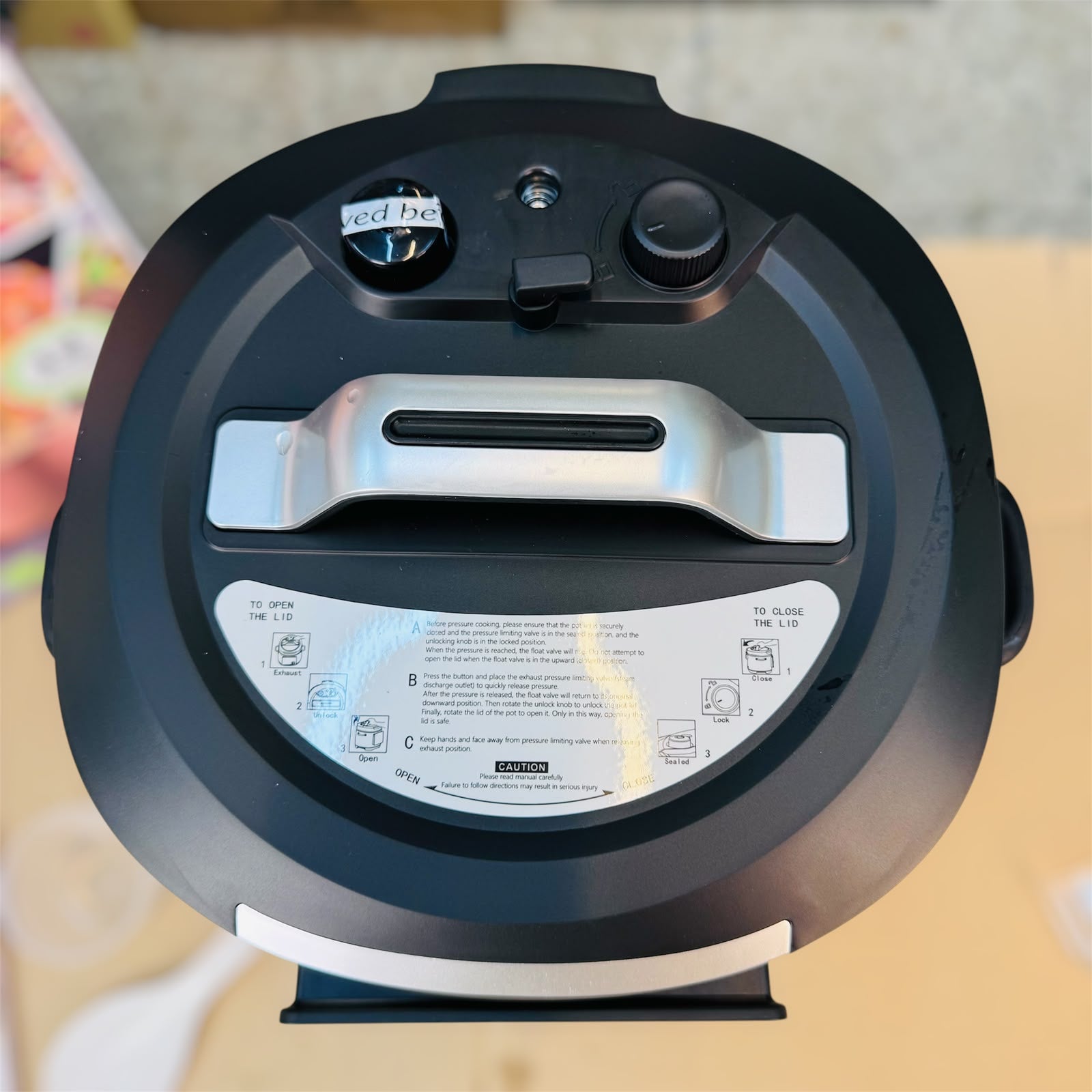 DSP pressure cooker touch panel and buttons close up