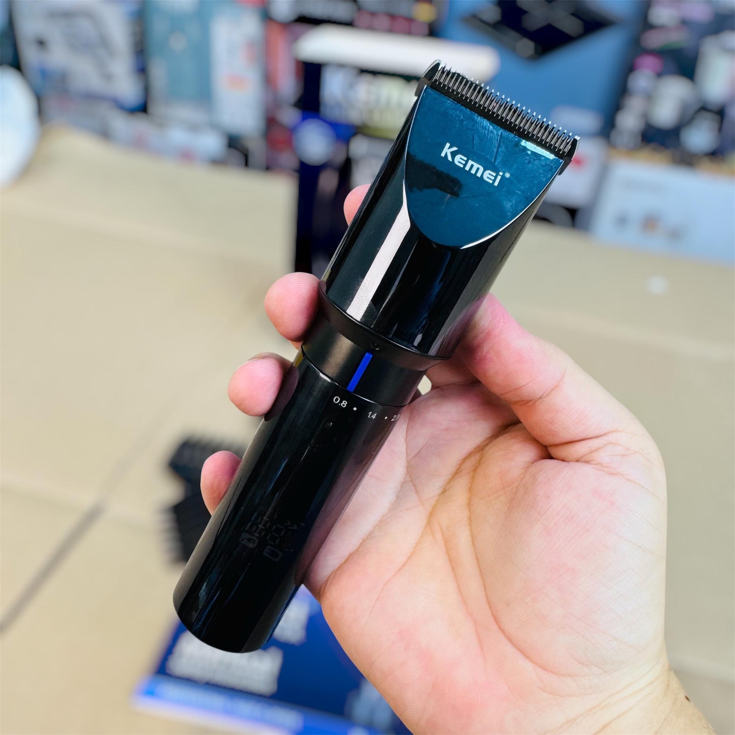 Clipper charging stand