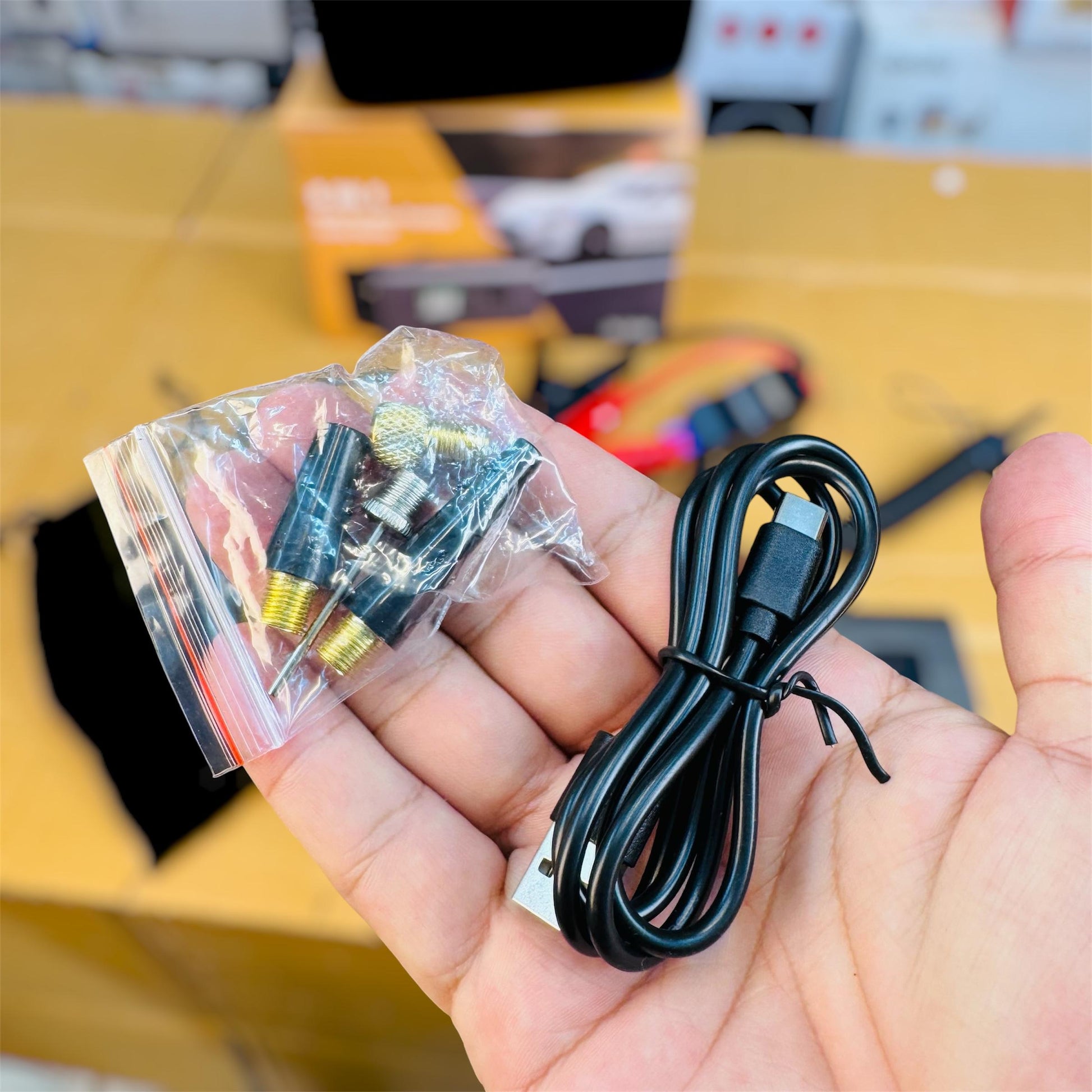 Portable Jump Starter EK-20008 full kit