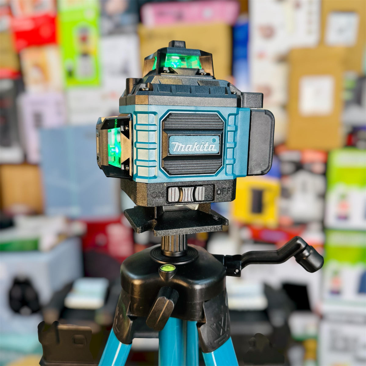 Makita 360° Rechargeable Laser Level – Professional Alignment Tool