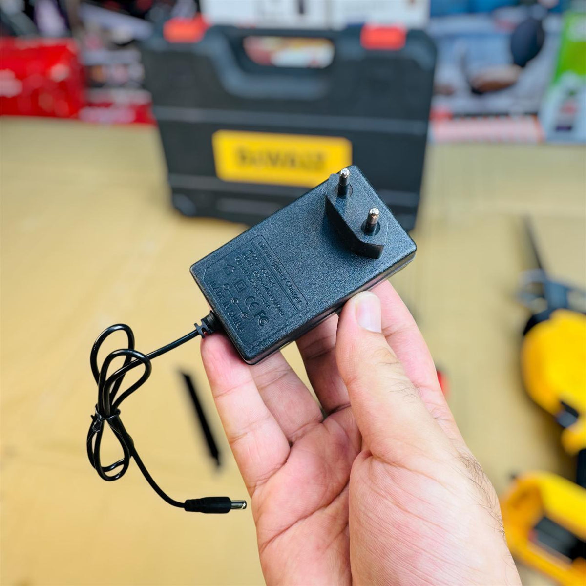 DeWalt Sawzall Cordless Reciprocating Saw with 2 Batteries