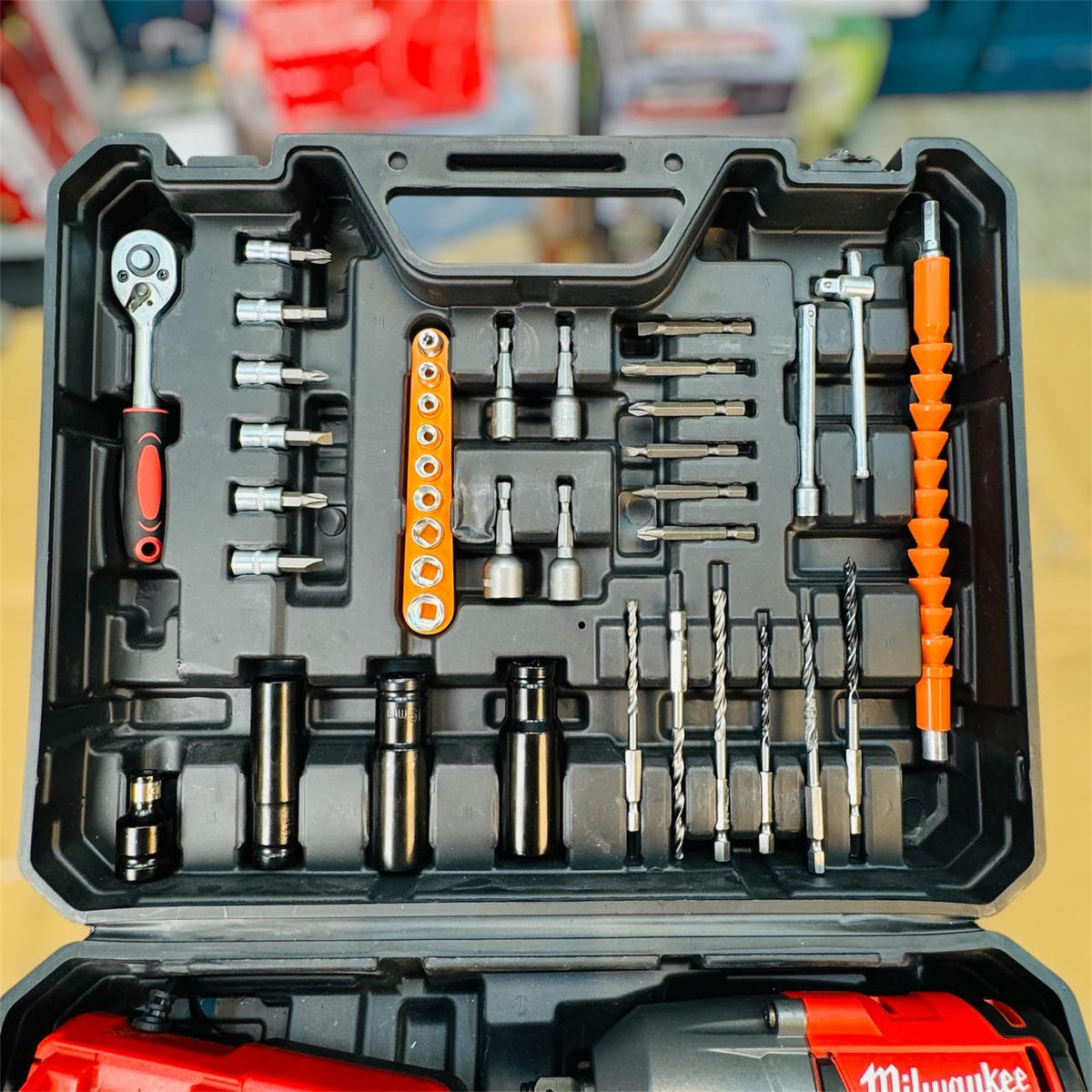 Milwaukee Impact Wrench Set with tools Commercial Heavy-Duty Impact Wrench