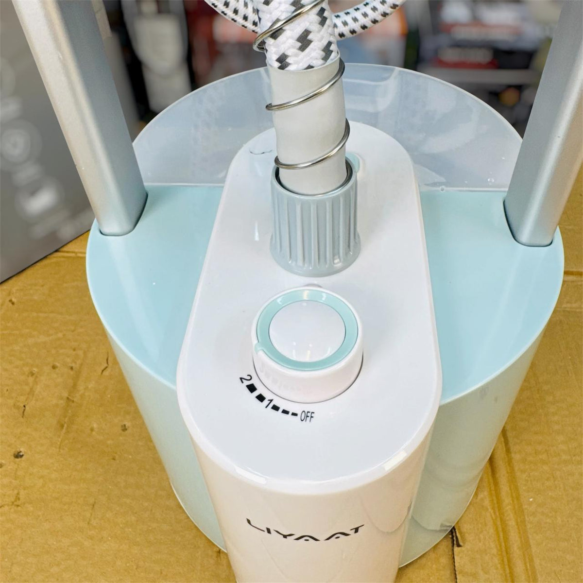 Liyaat Garment Steamer – Fast Heat-Up Fabric Steamer for Clothes
