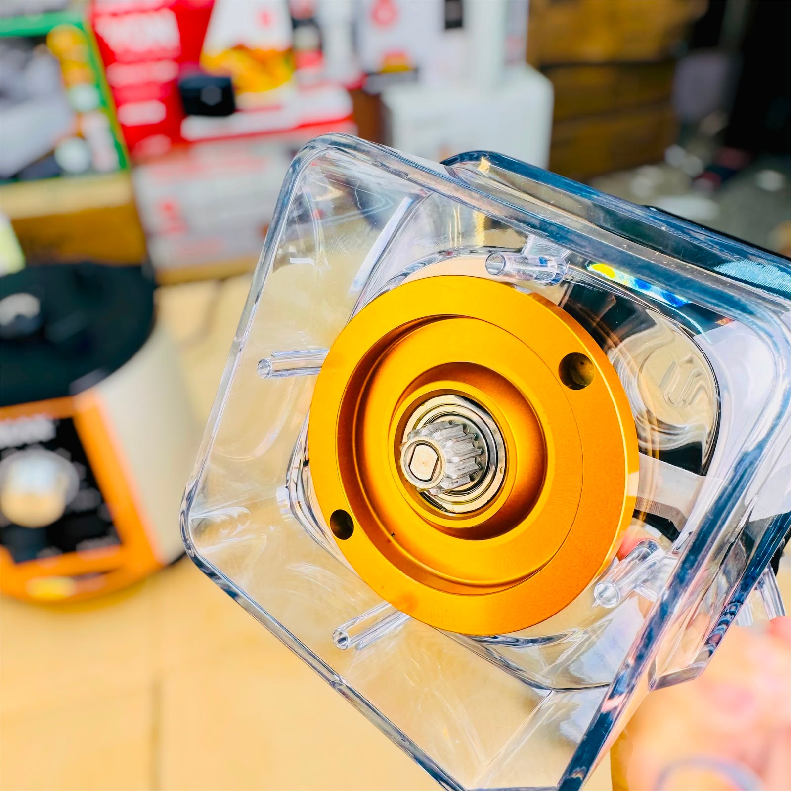 Kolax blender side view