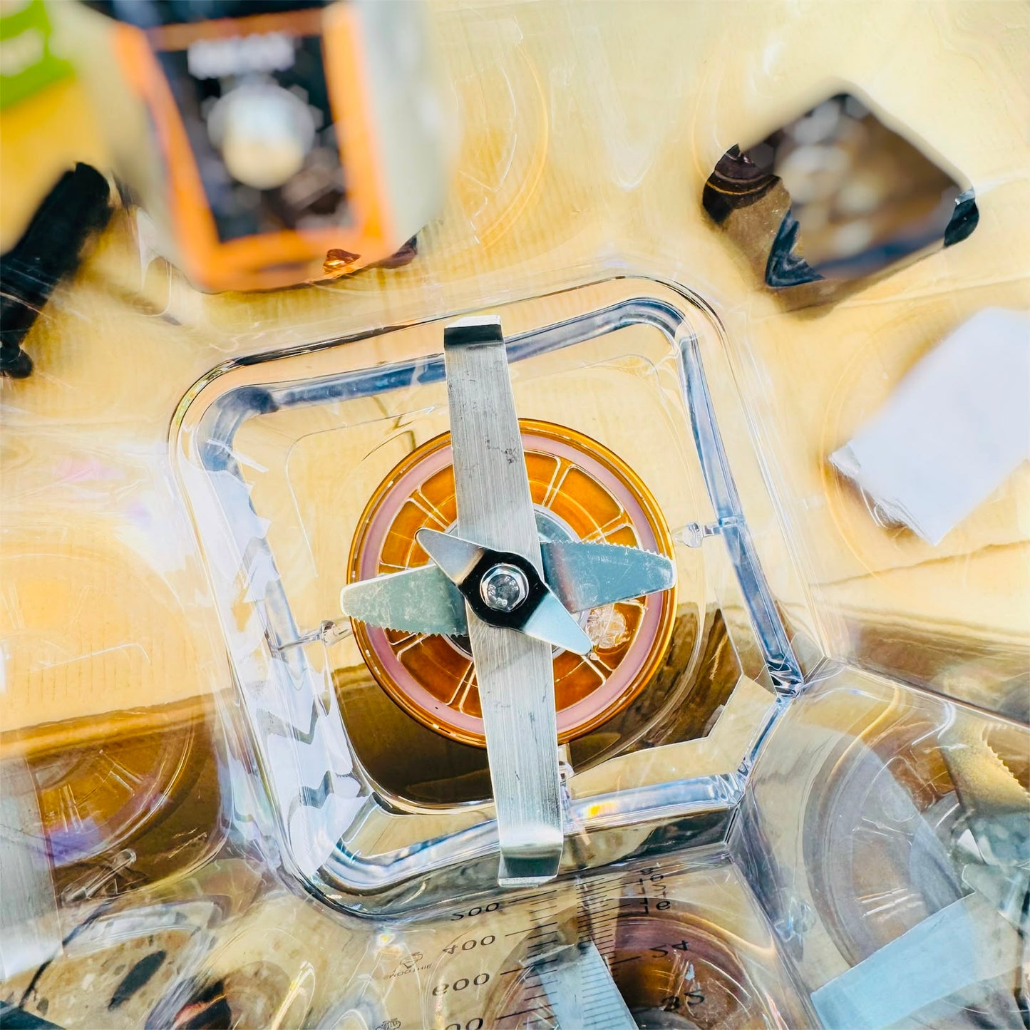 Kolax blender in use