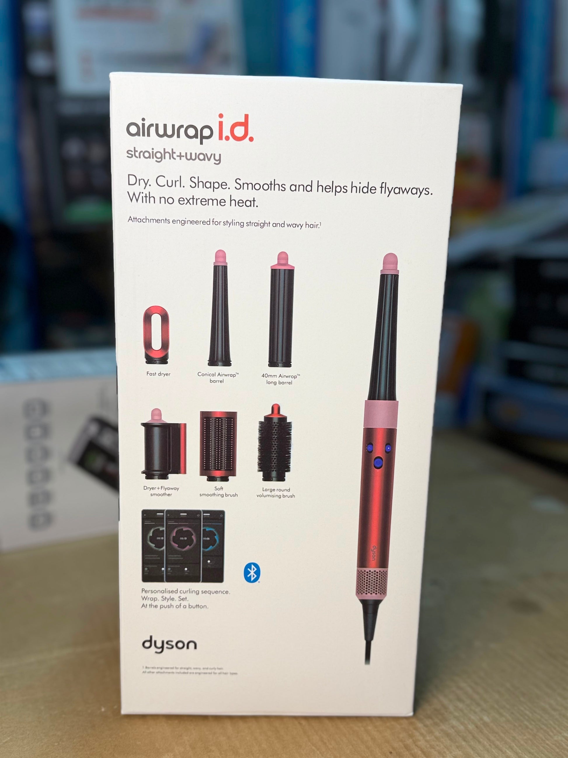 Airwrap HS08 multi-styler in vinca blue color