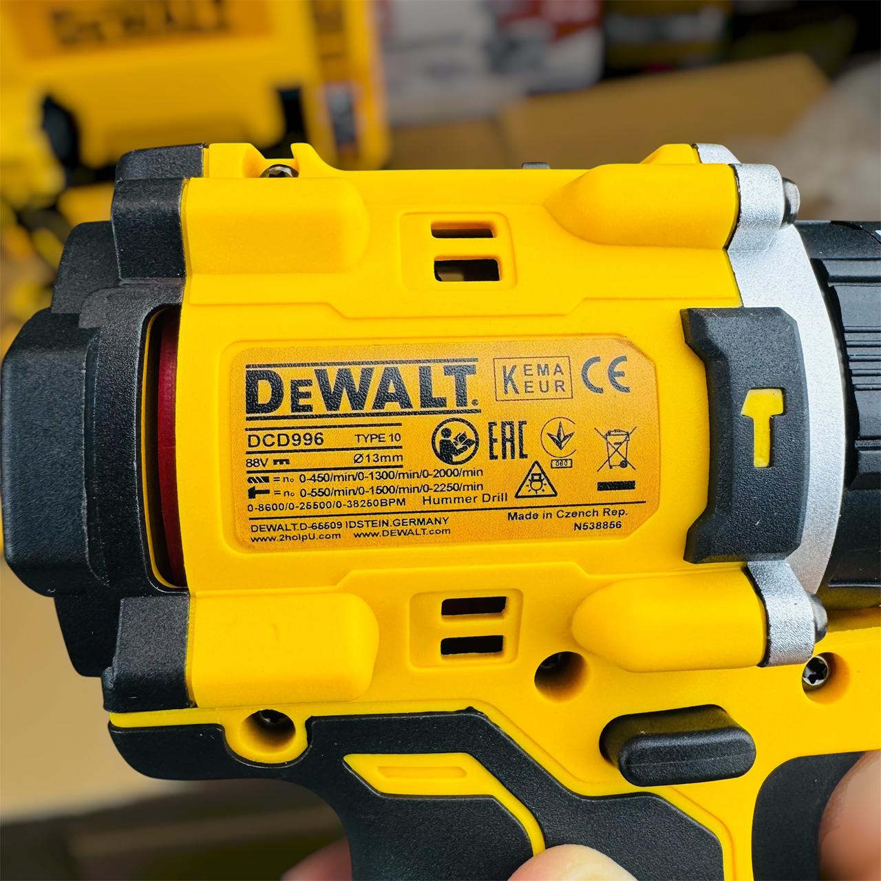 2 in 1 drill & impact with tools set (DeWalt 20V)