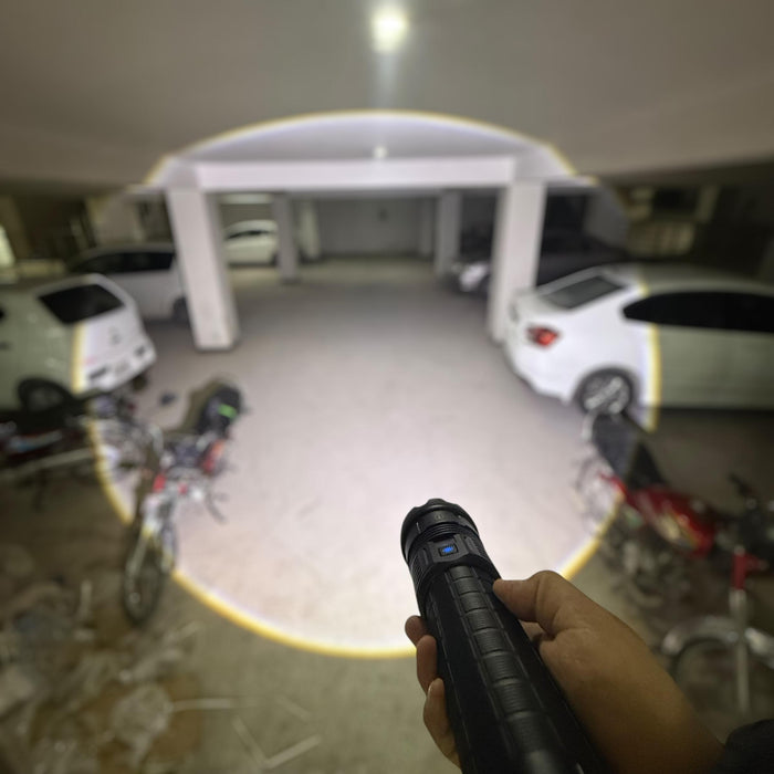 Flashlight zoom function