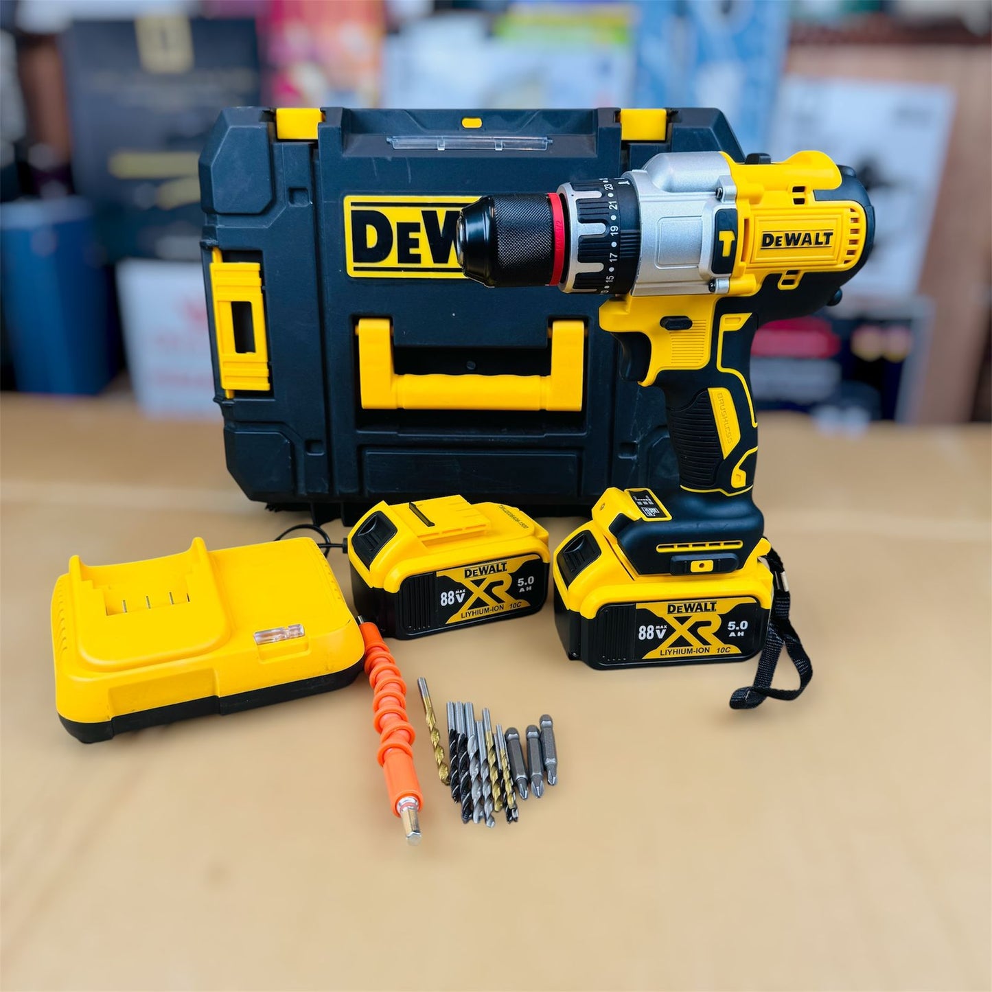 Drill set lithium-ion batteries