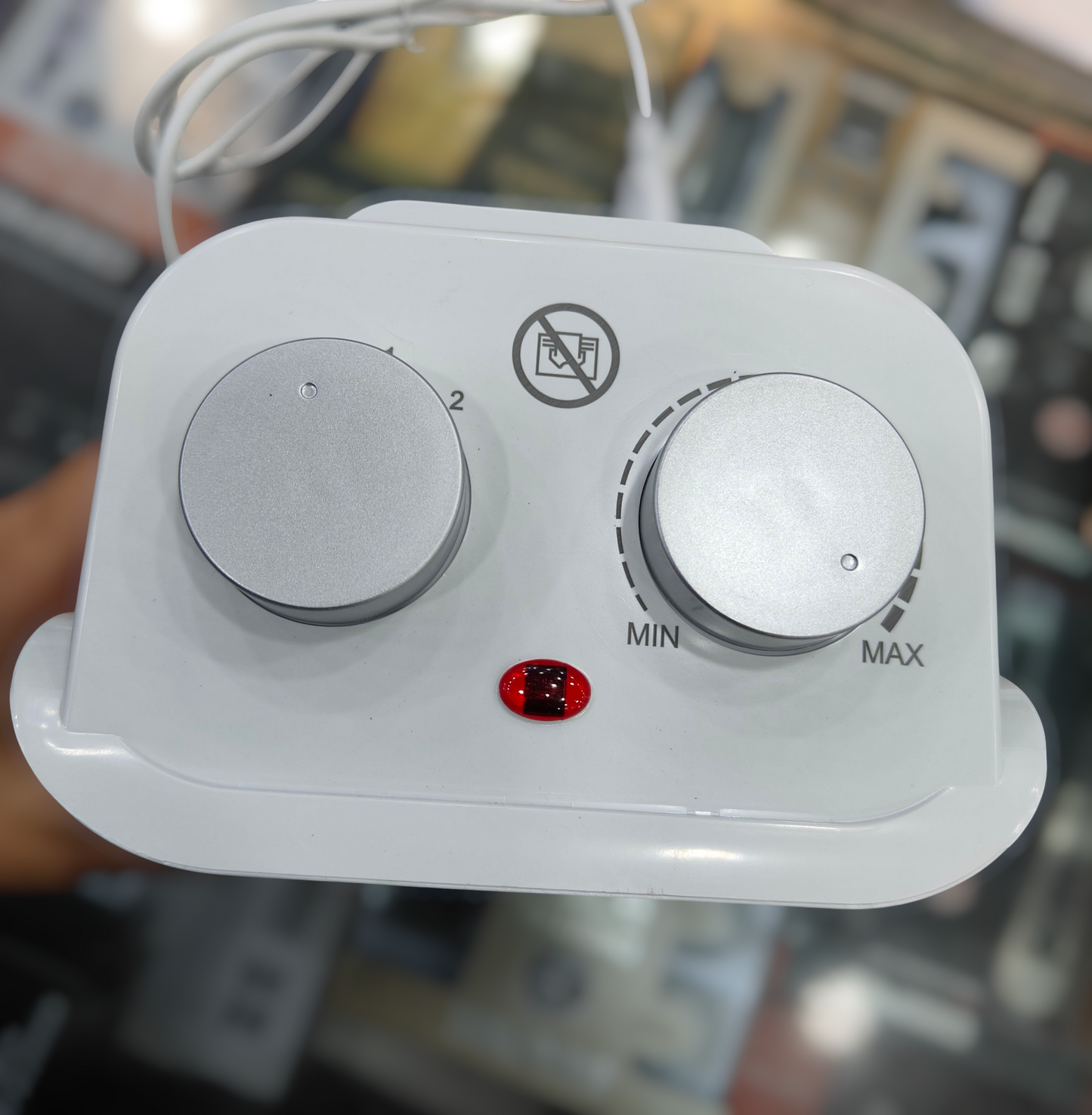 Geepas PTC ceramic fan heater GRH 28585