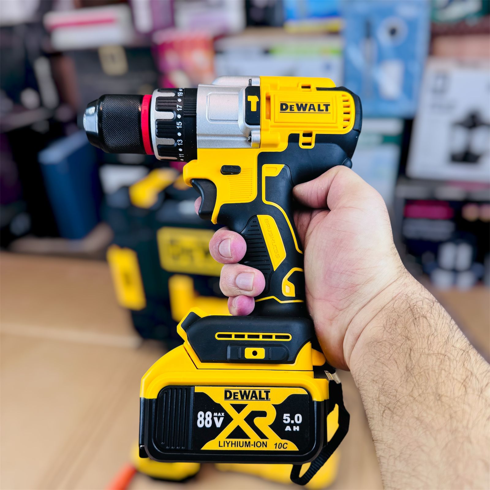 Drill bits and screwdriver bits set