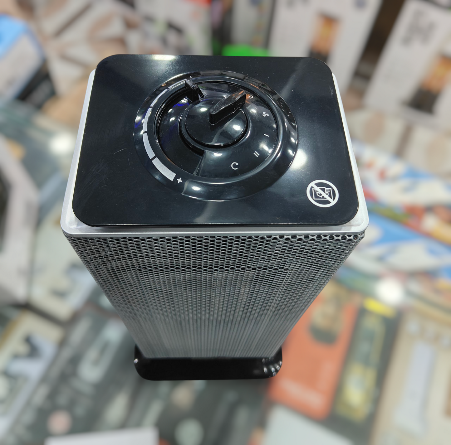 Geepas PTC ceramic fan heater GRH 28571