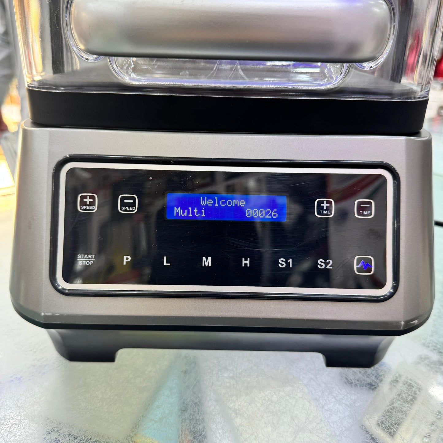 Soundproof digital commercial blender