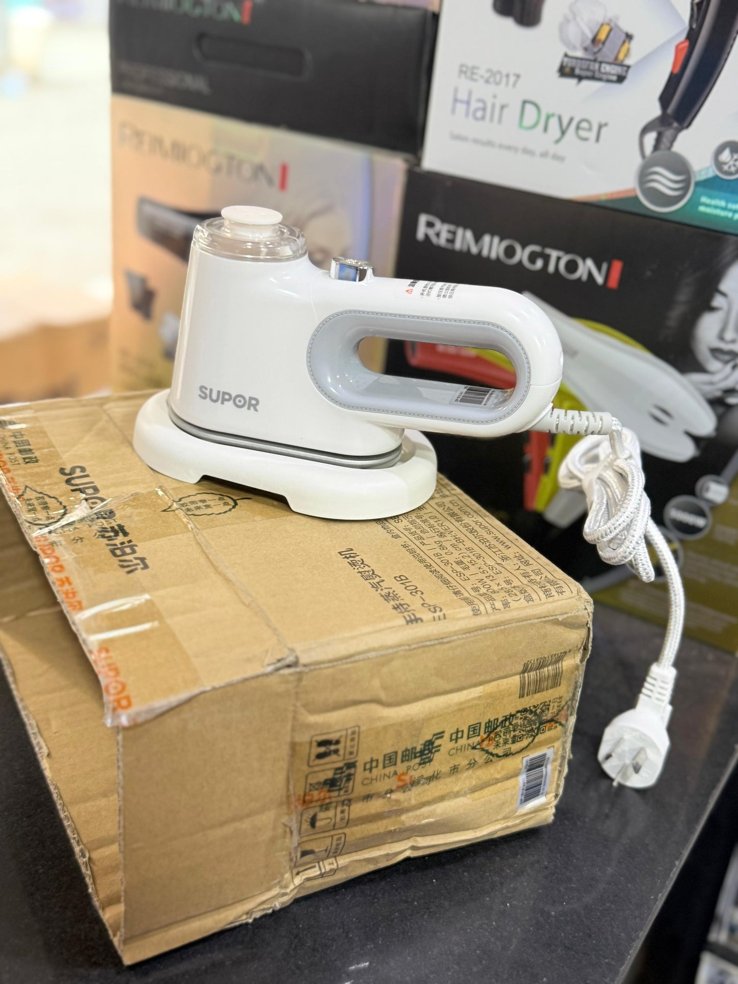 Lot Imported Hand Held Steam Iron SUPOR