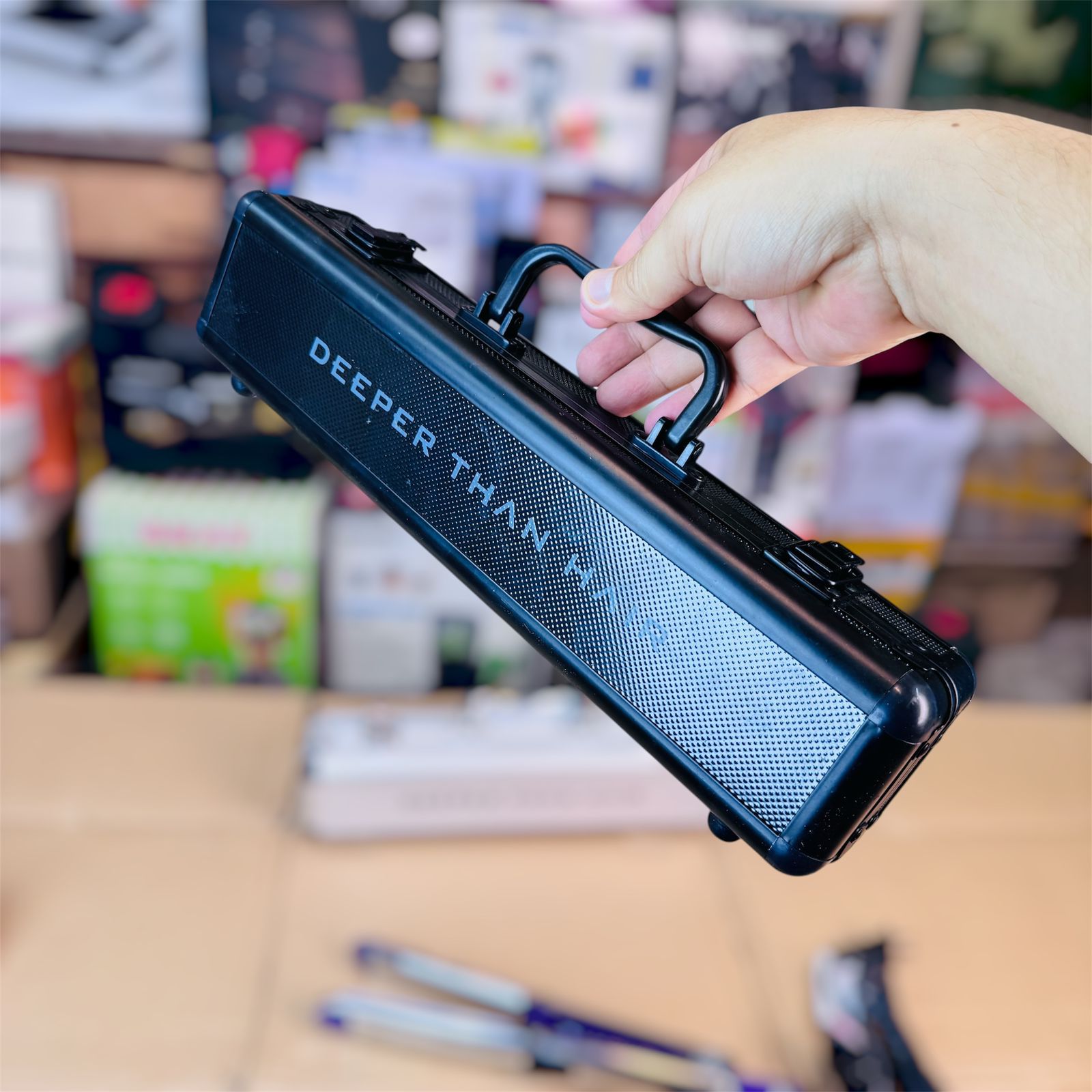 Hair straightener handle design