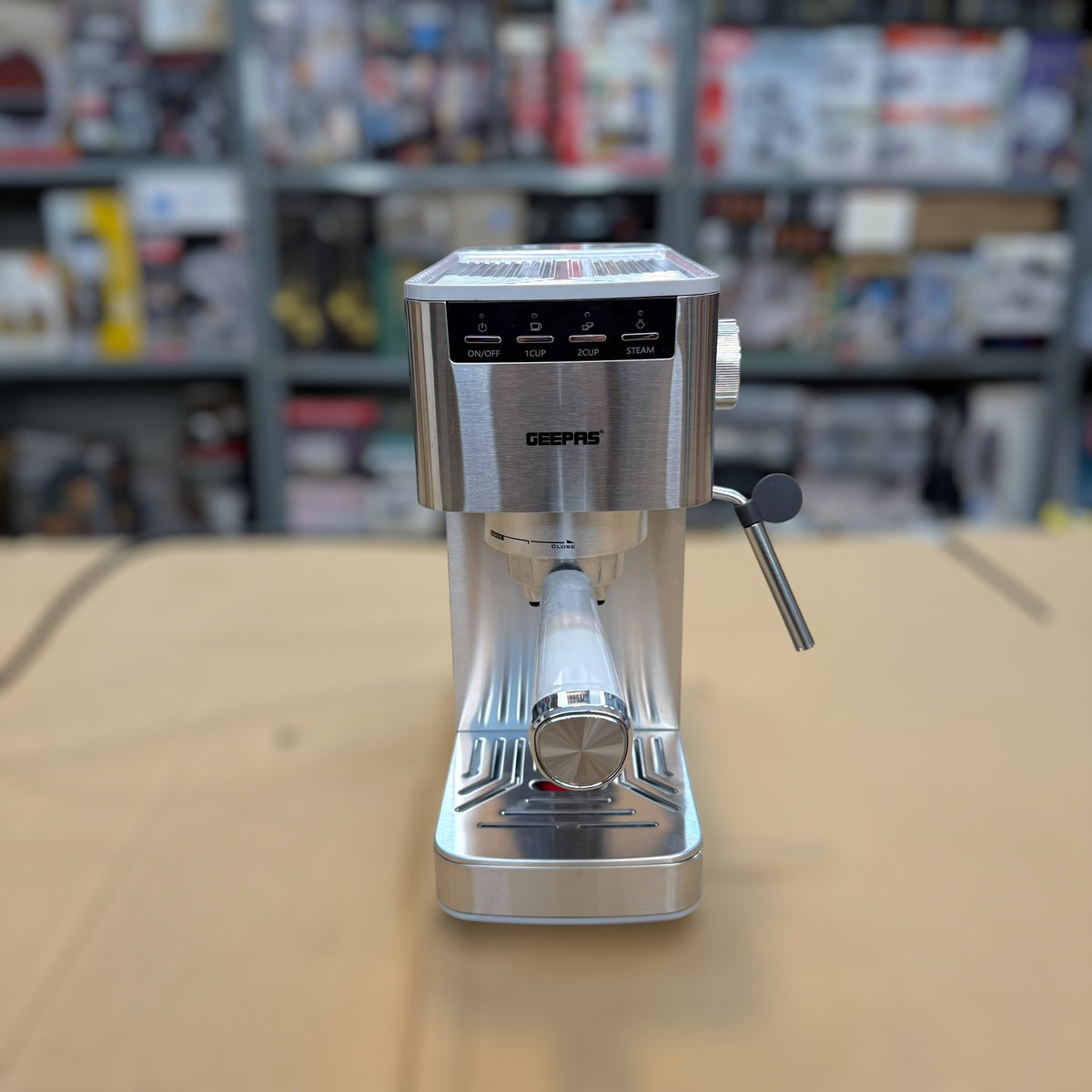 GEEPAS 1450W Espresso & cappuccino Coffee Machine-1415