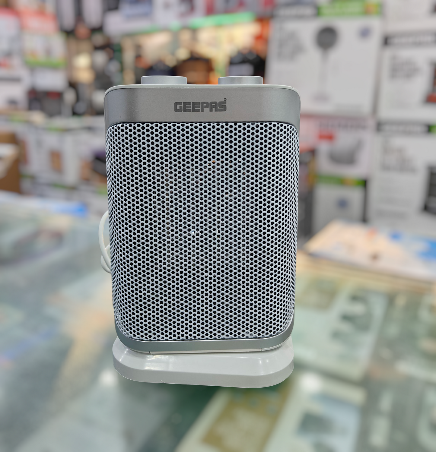 Geepas PTC ceramic fan heater GRH 28585