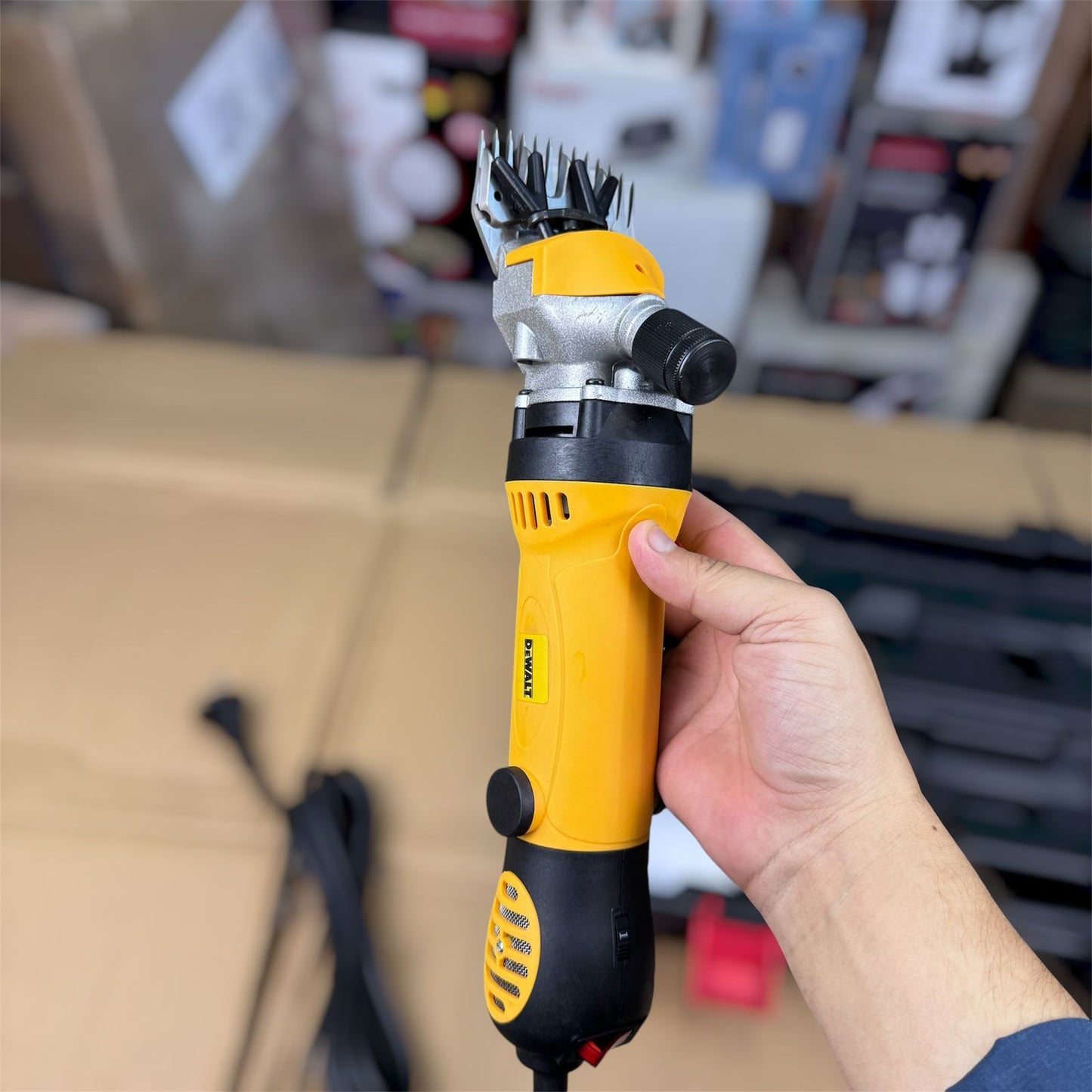 Animal hair cutting machine ( hair trimmer )