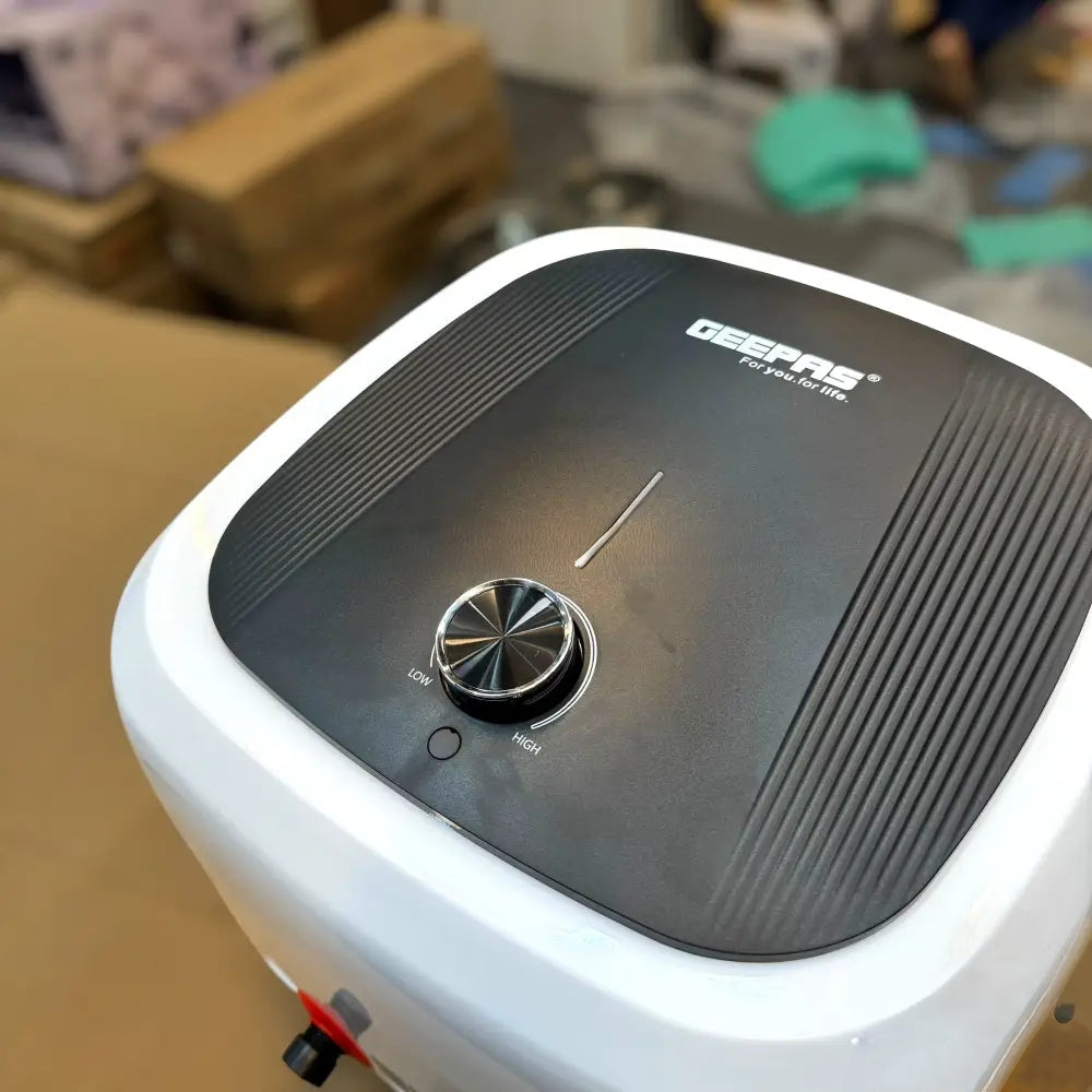 Geepas electric water geyser